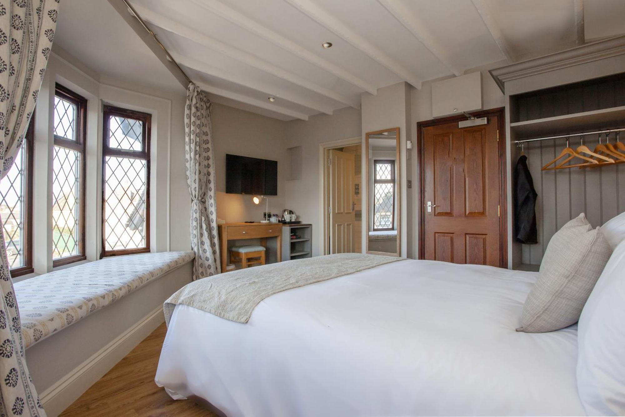 The Woodborough Inn Winscombe Номер фото