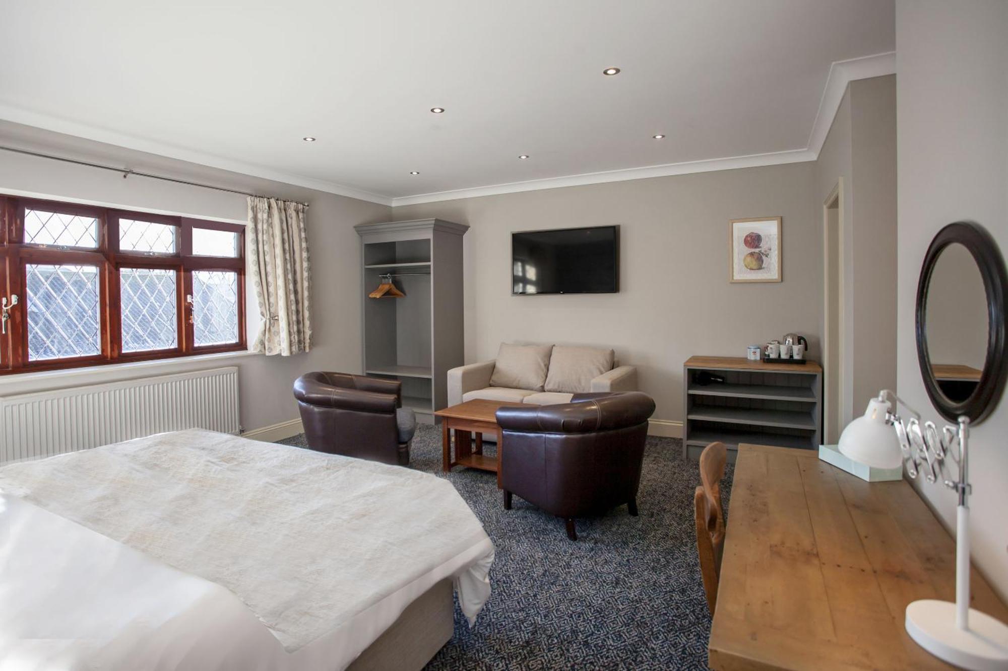 The Woodborough Inn Winscombe Номер фото
