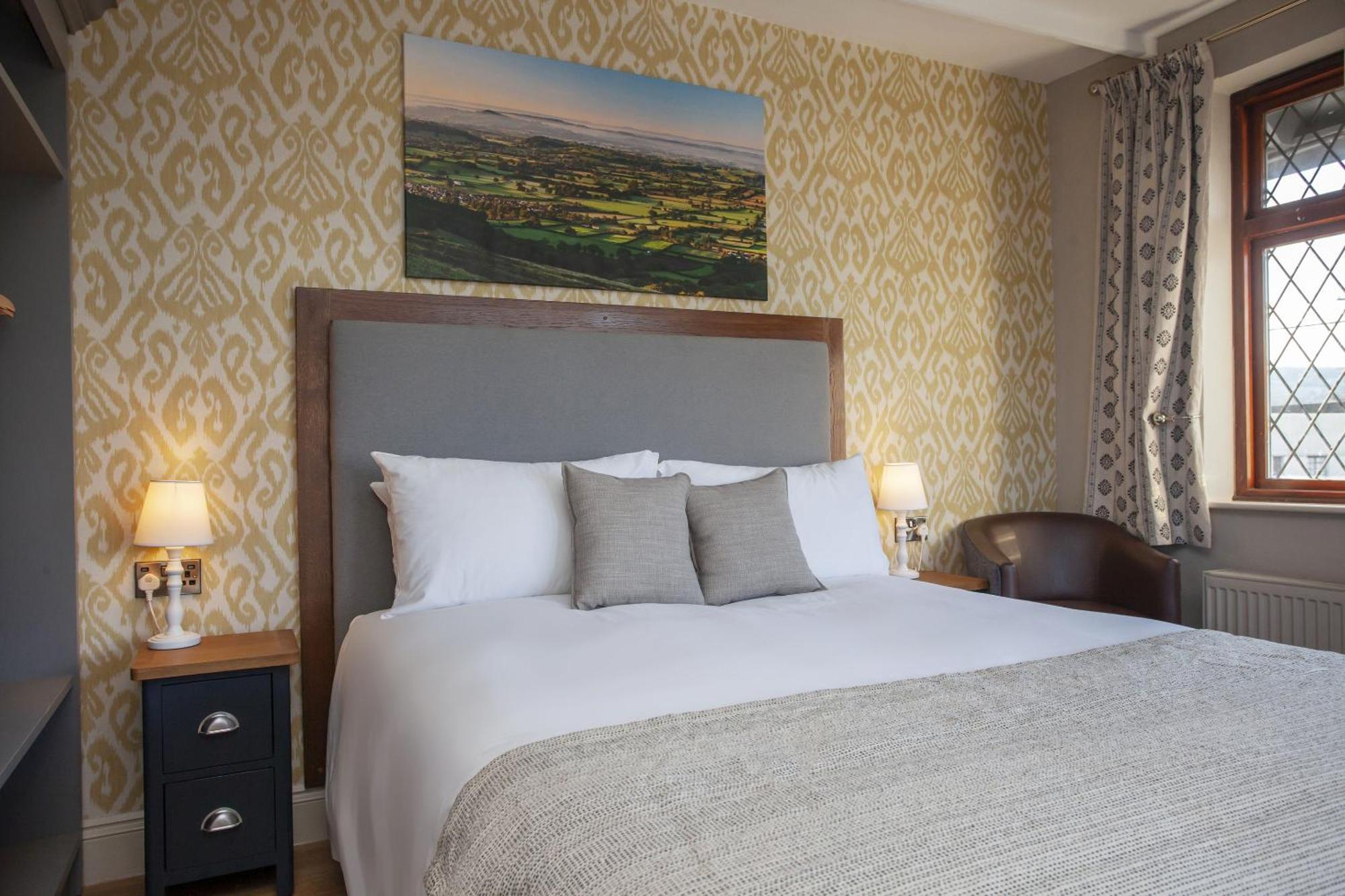 The Woodborough Inn Winscombe Номер фото