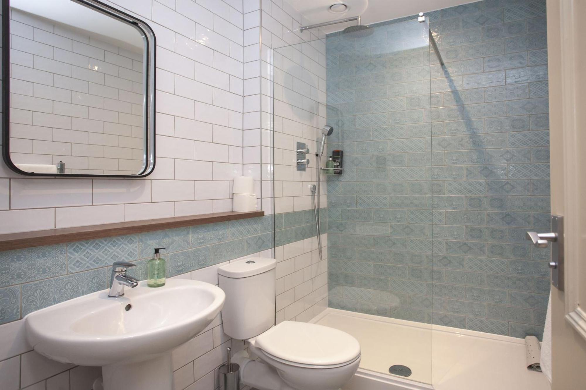 The Woodborough Inn Winscombe Экстерьер фото